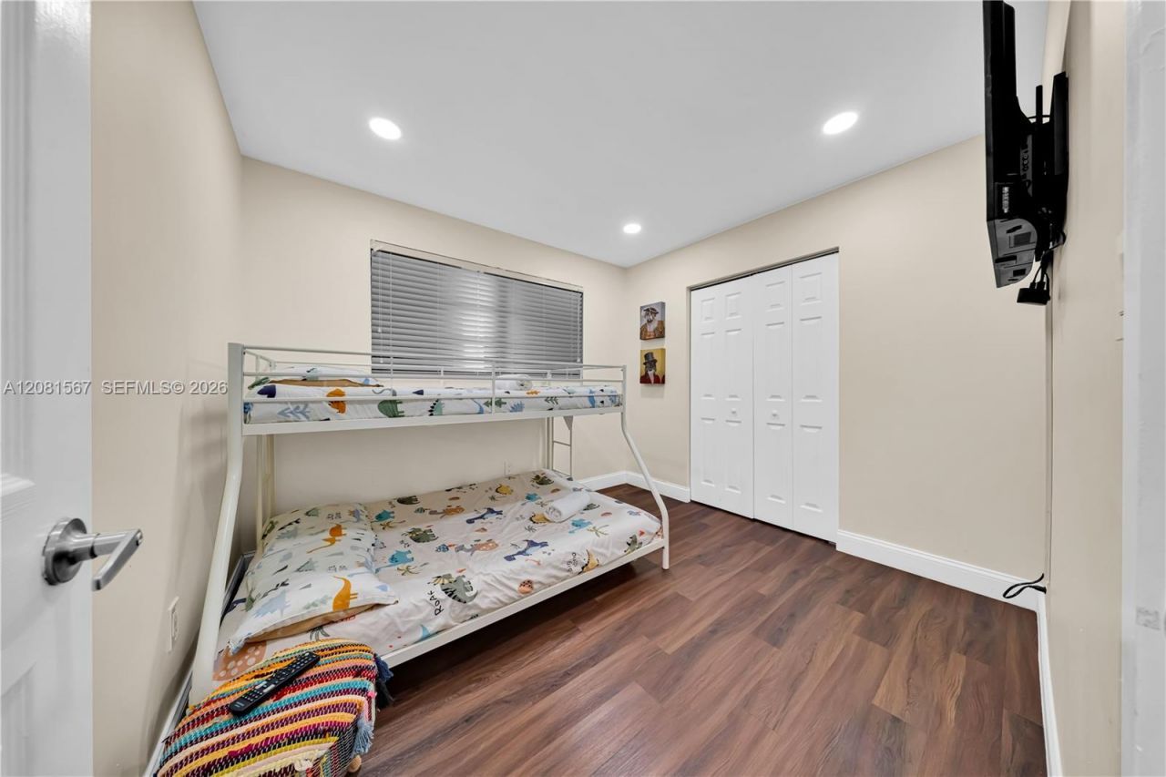 10275 SW 112th St, Miami, FL 33176 Photo