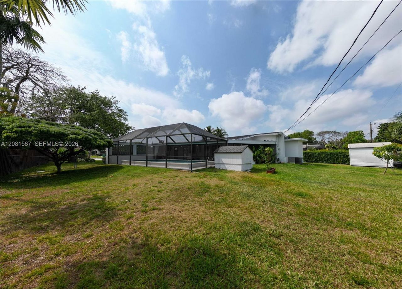 10275 SW 112th St, Miami, FL 33176 Photo