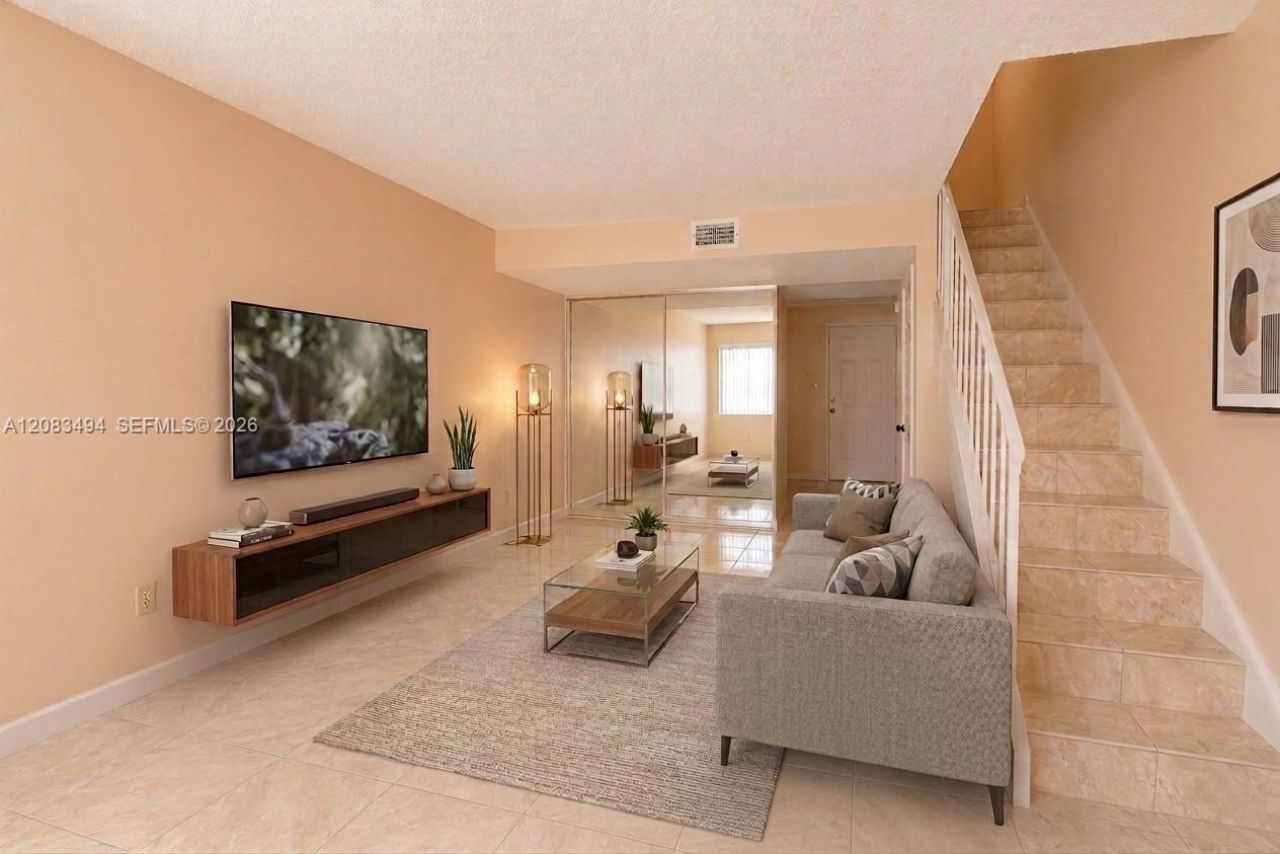 4125 W 11th Ln, Unit 52, Hialeah, FL 33012 Photo
