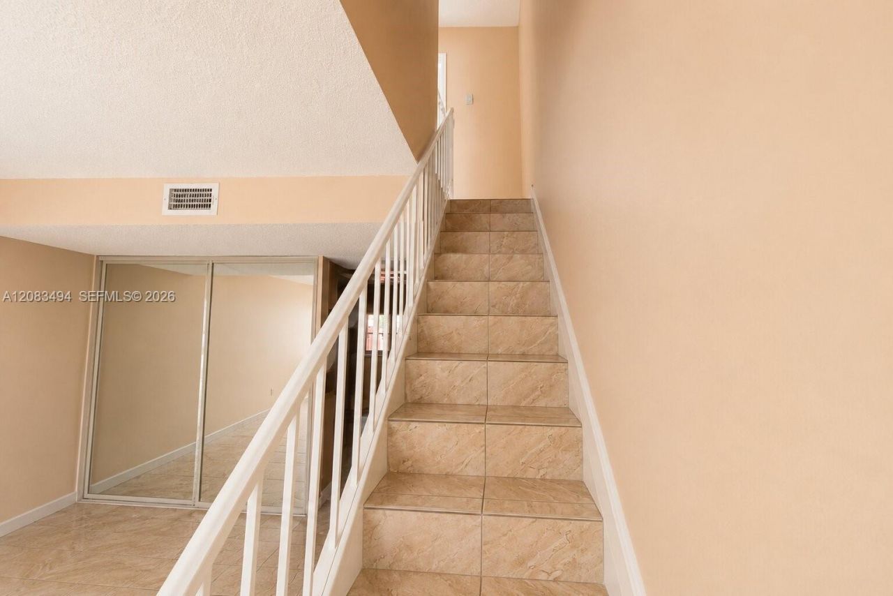 4125 W 11th Ln, Unit 52, Hialeah, FL 33012 Photo