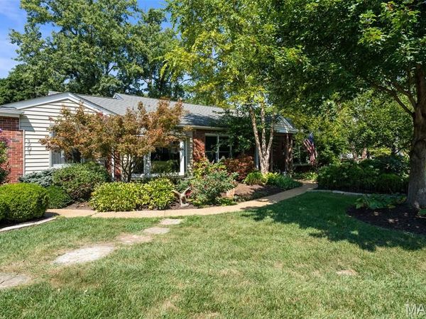 1201 Kortwright, Rock Hill, MO 63119