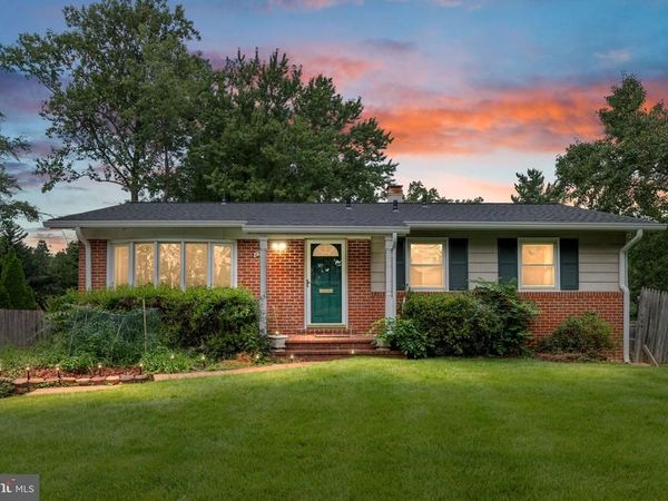 8520 PEPPERDINE DRIVE, VIENNA, VA 22180
