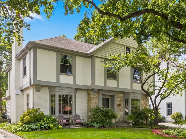 2205 Thornwood Avenue , Wilmette, IL 60091