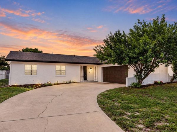 31 WINDING RIDGE ROAD , CASSELBERRY, FL 32707