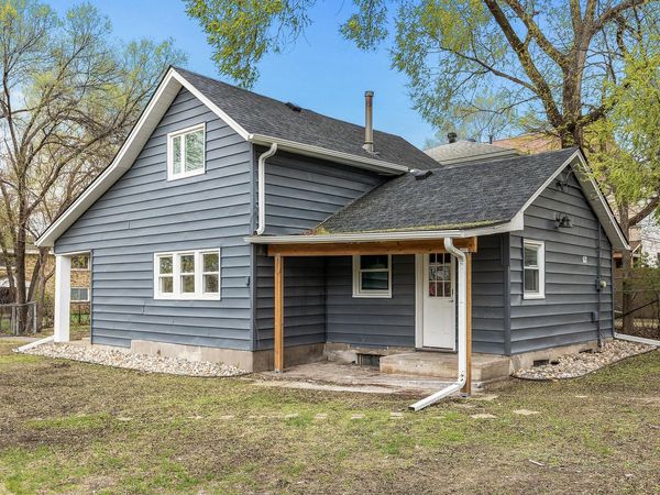 633 Polk Street NE, Minneapolis, MN 55413