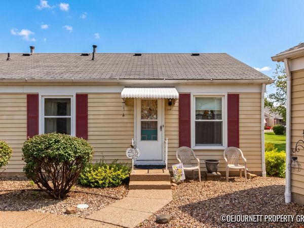 944 Village Lane, Unit 172, Jenison, MI 49428