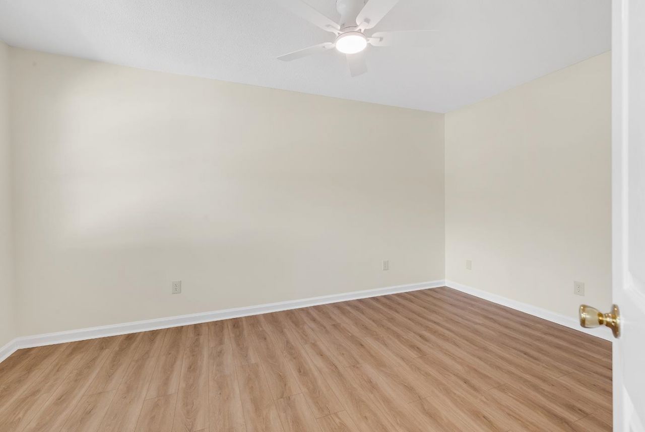 520 1st Ave. N  Photo 49