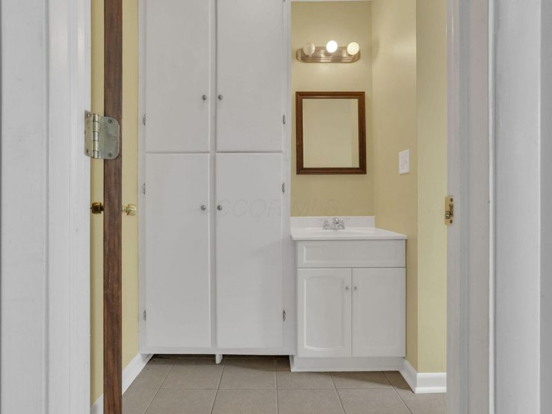 243 Bombay Avenue , Westerville, OH 43081 Photo 20