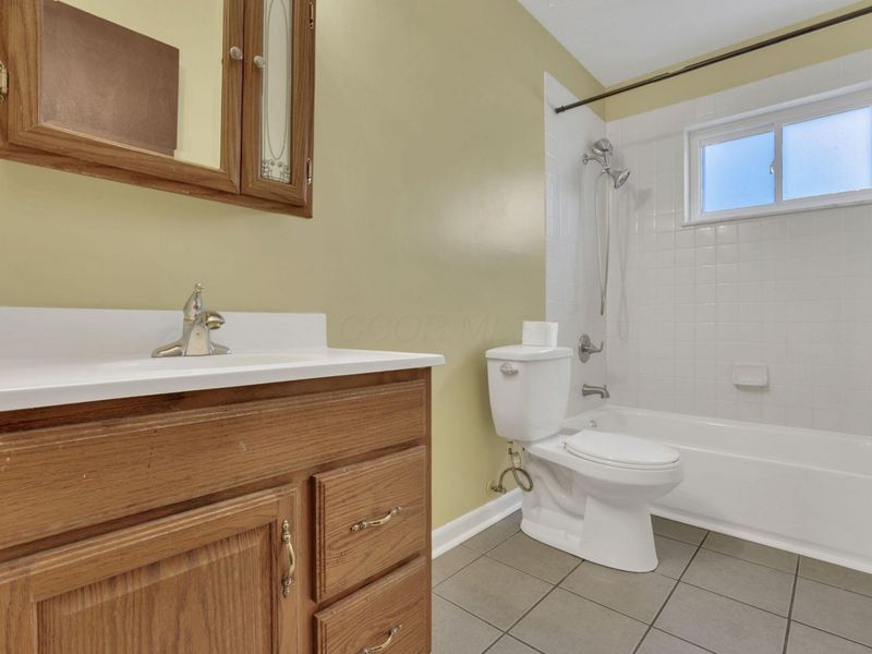 243 Bombay Avenue , Westerville, OH 43081 Photo 27