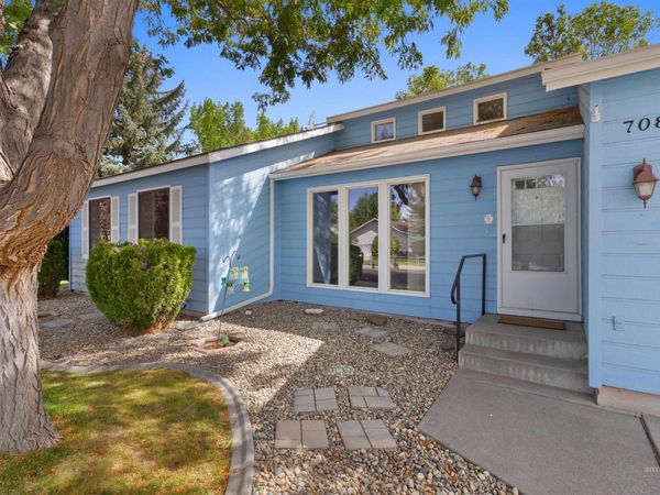 708 Carriage Lane, Twin Falls, ID 83301