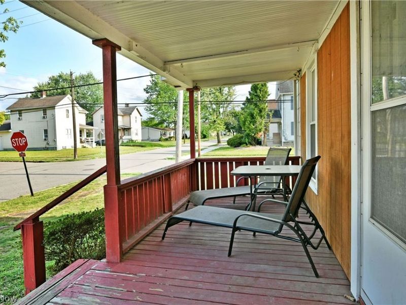 304 Cherry Avenue, Niles, OH 44446 Photo 5