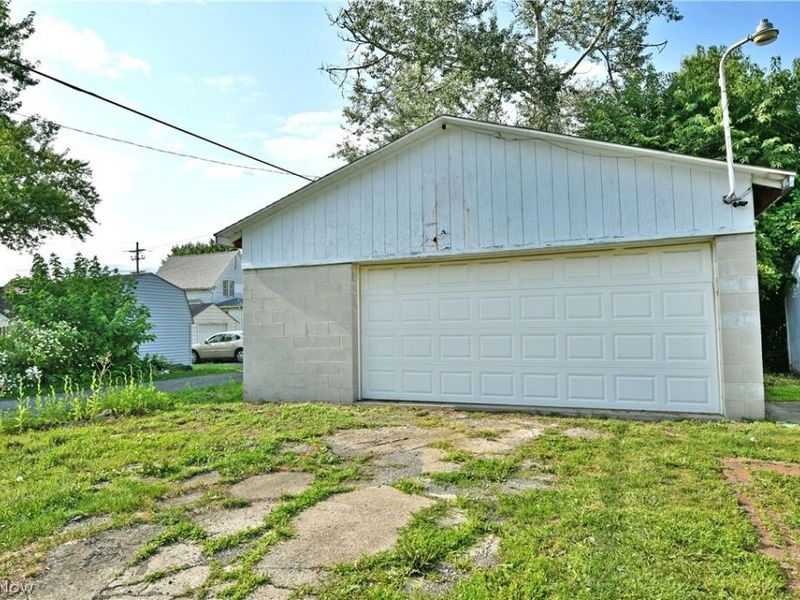 304 Cherry Avenue, Niles, OH 44446 Photo 7