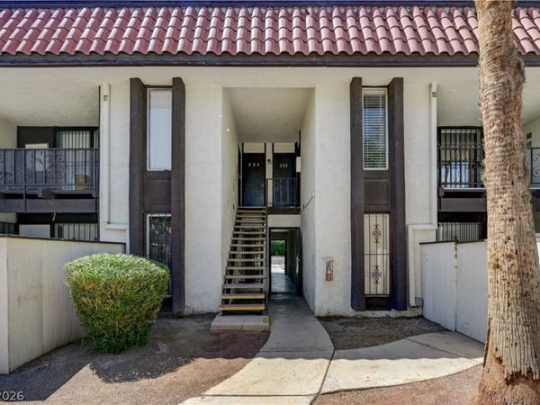 1405 Vegas Valley Drive , Unit 222, Las Vegas, NV 89169