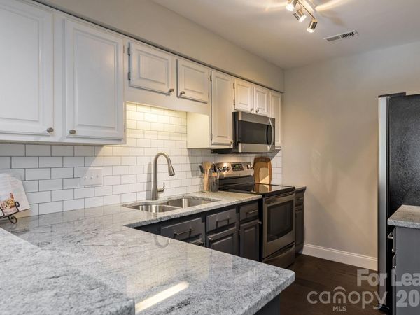 5001 Sharon Road , Unit C, Charlotte, NC 28210