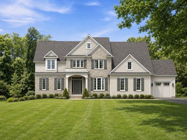 6555 Rollymeade Drive, Madeira, OH 45243