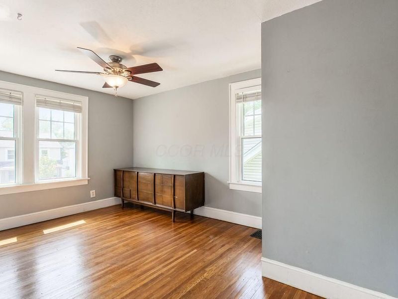 570 E Weber Road, Columbus, OH 43202 Photo 32