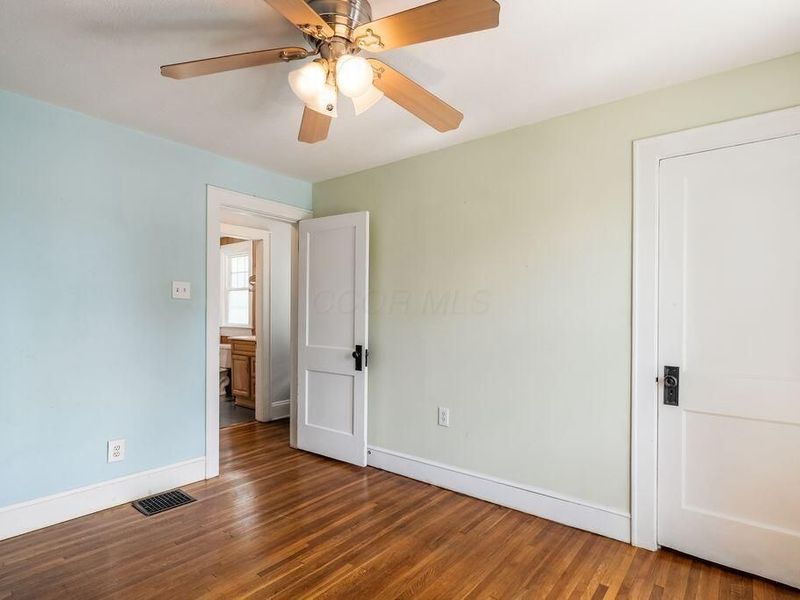 570 E Weber Road, Columbus, OH 43202 Photo 35