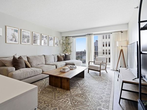 121 Washington Avenue S, Unit 1705, Minneapolis, MN 55401