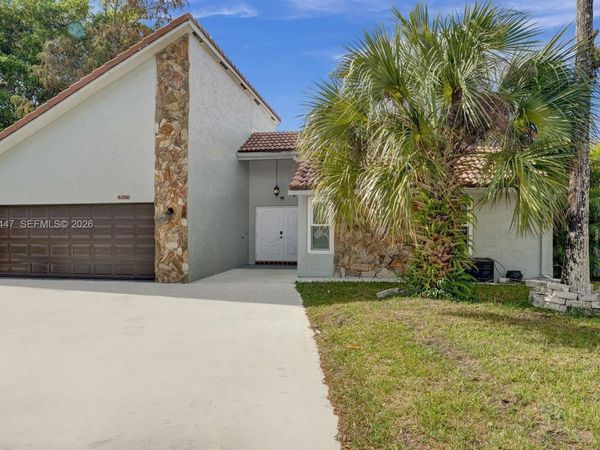 8350 NW 15th Ct , Coral Springs, FL 33071