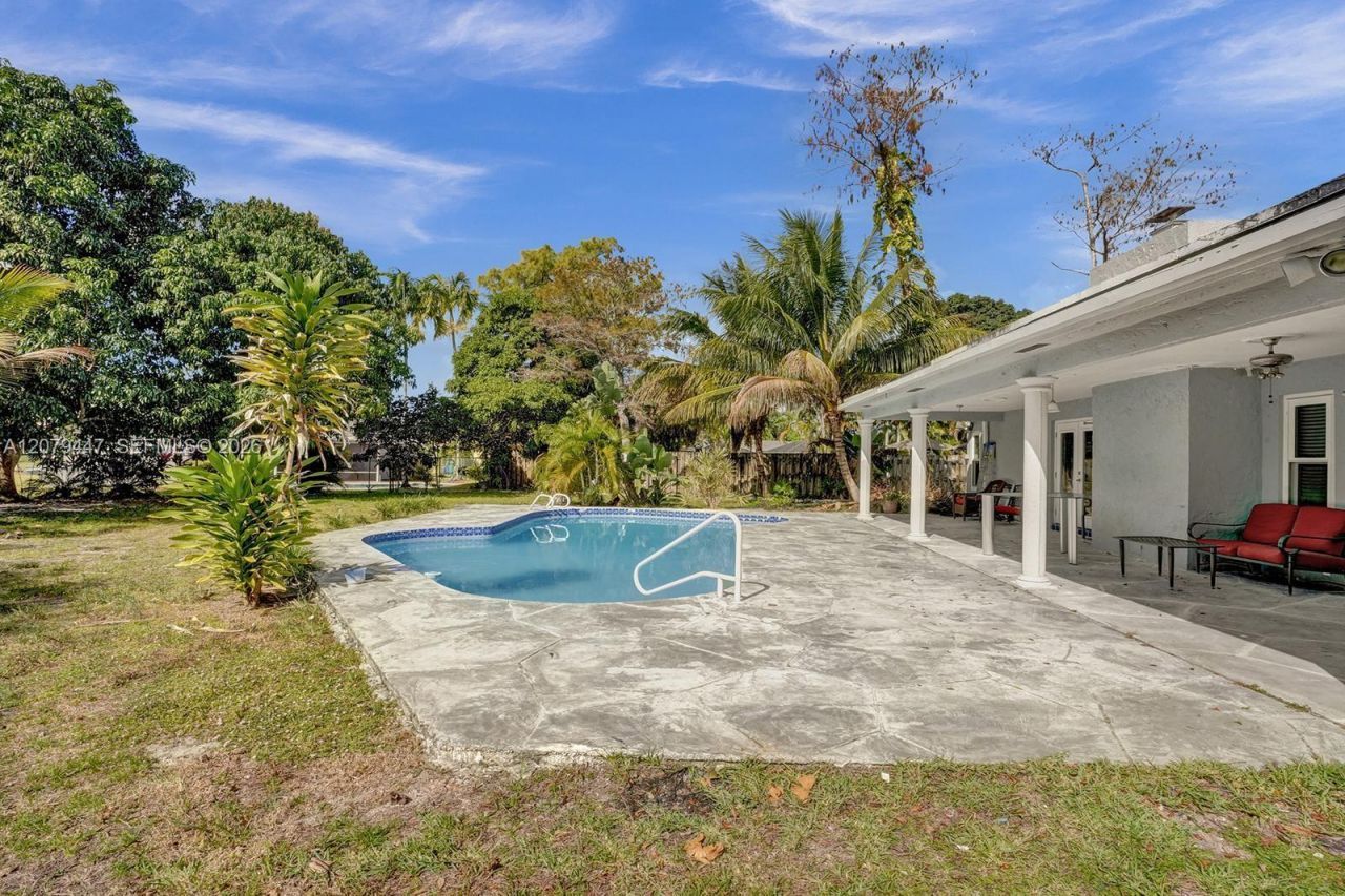 8350 NW 15th Ct , Coral Springs, FL 33071 Photo