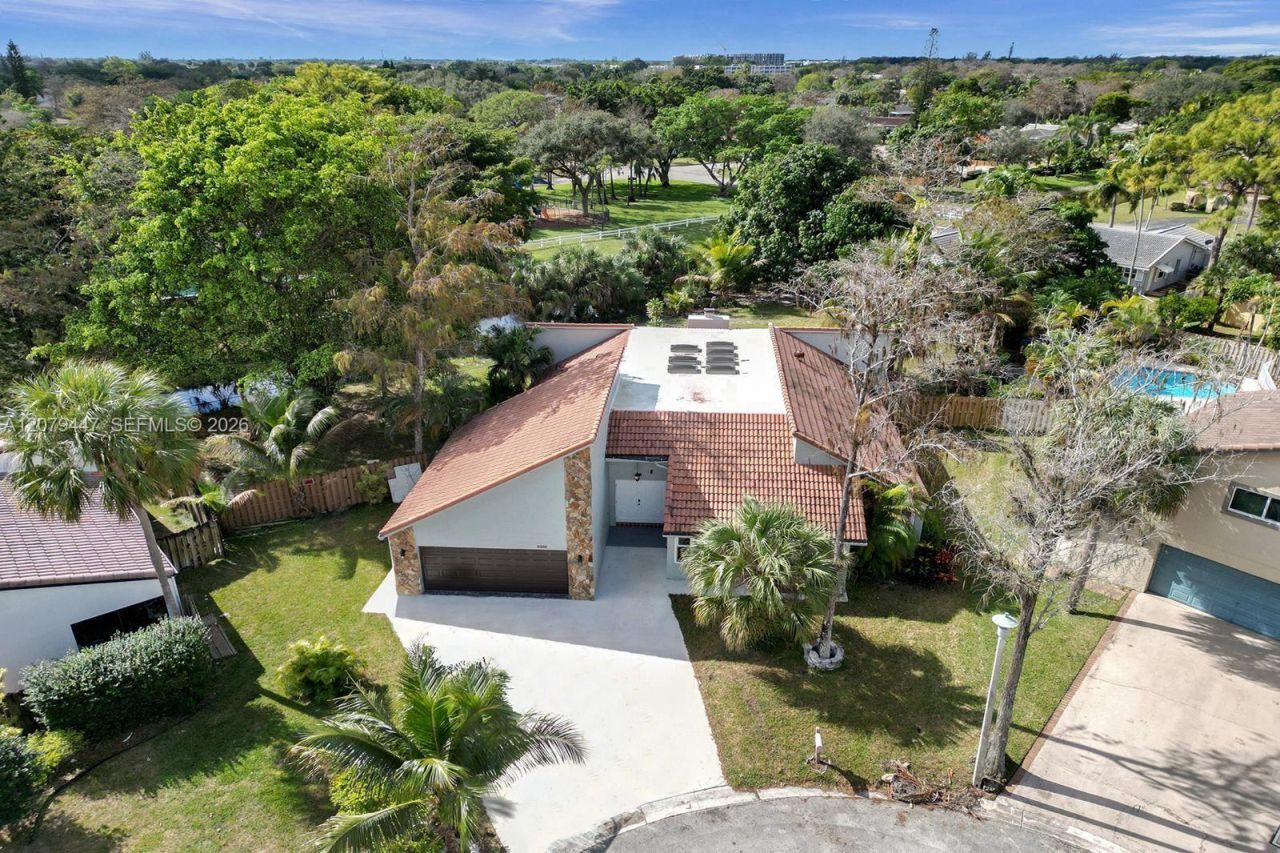 8350 NW 15th Ct , Coral Springs, FL 33071 Photo