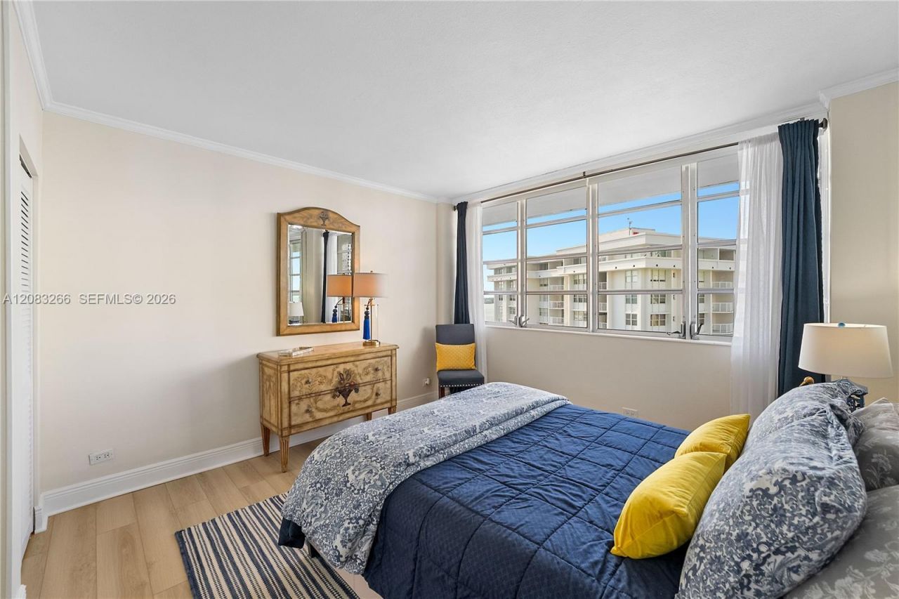 1408 Brickell Bay Dr, Unit 1403, Miami, FL 33131 Photo