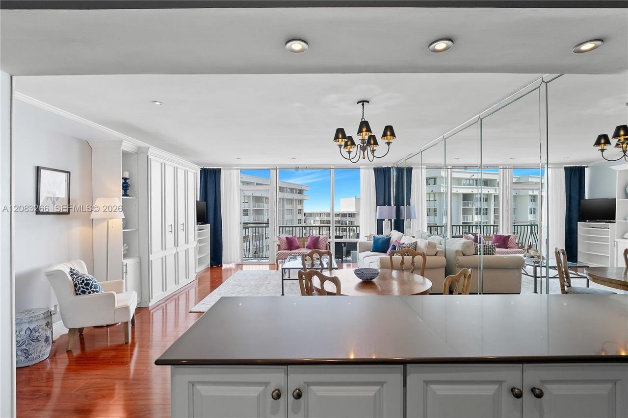 1408 Brickell Bay Dr, Unit 1403, Miami, FL 33131 Photo