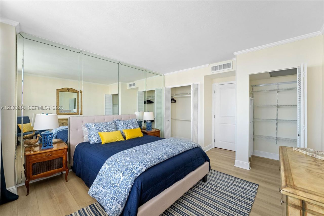 1408 Brickell Bay Dr, Unit 1403, Miami, FL 33131 Photo