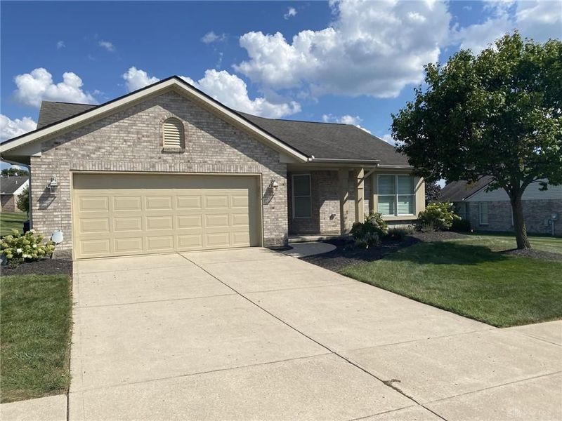 1724 Brandonhall Drive, Miamisburg, OH 45342 Photo 2
