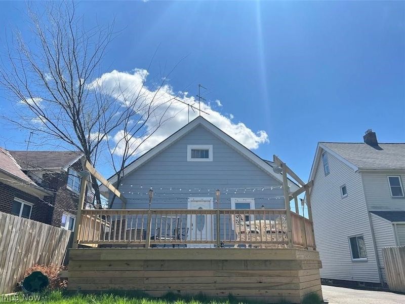 8309 Bancroft Avenue, Cleveland, OH 44105 Photo 29