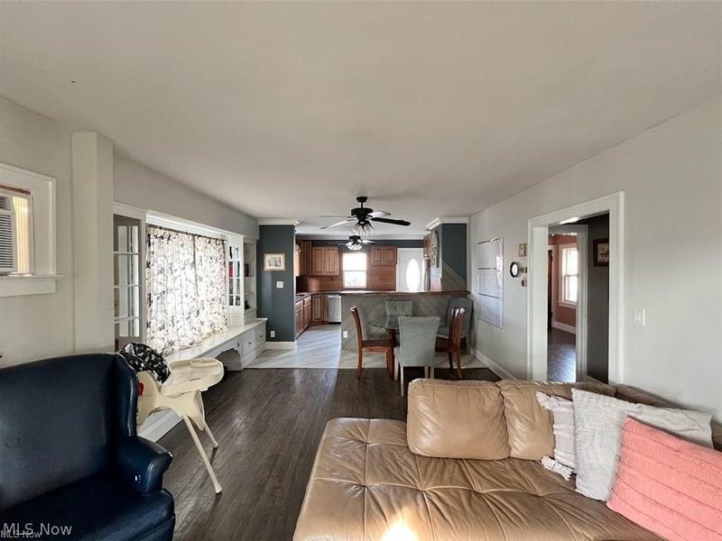8309 Bancroft Avenue, Cleveland, OH 44105 Photo 6