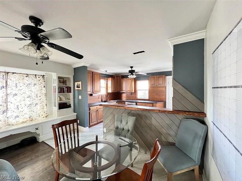 8309 Bancroft Avenue, Cleveland, OH 44105 Photo 9