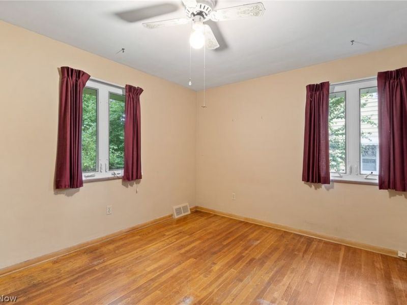 6225 Stratford Drive, Parma Heights, OH 44130 Photo 11