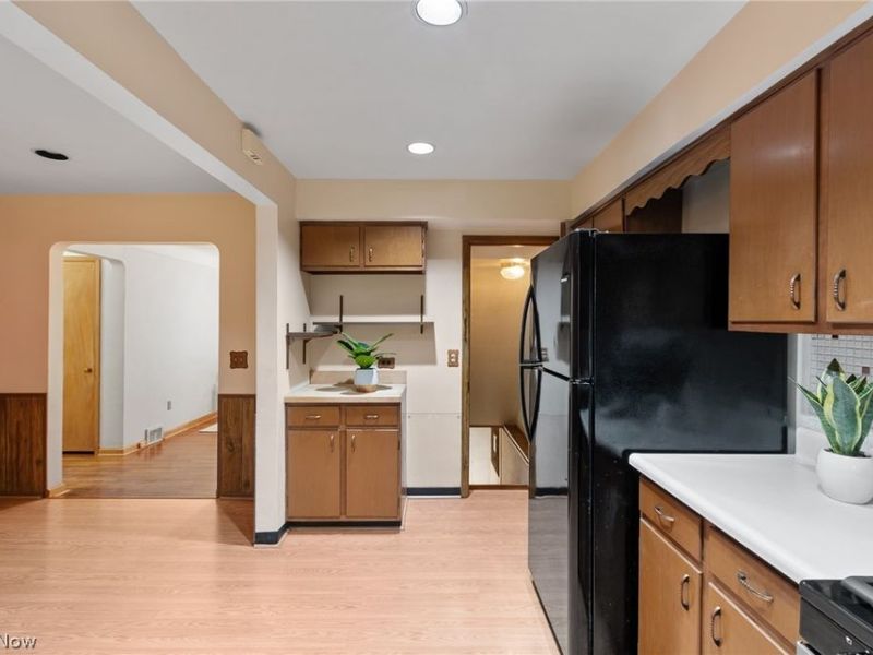 6225 Stratford Drive, Parma Heights, OH 44130 Photo 9