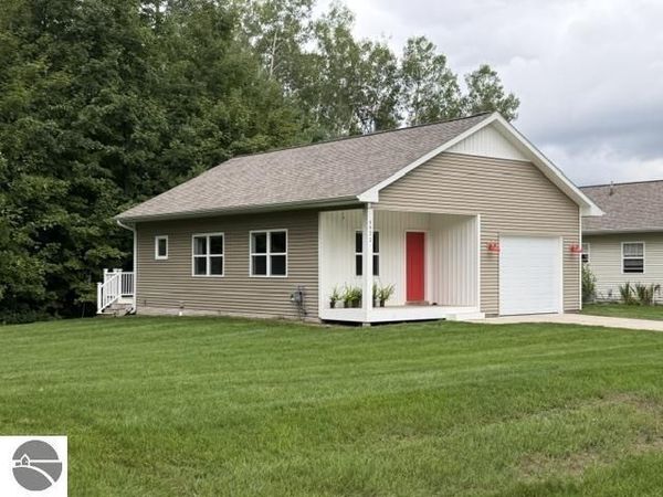 6632 Front Street, Lake Ann, MI 49650