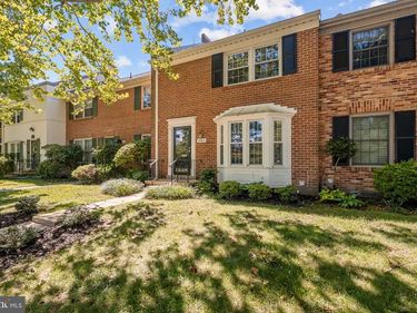 8413 FORRESTER BOULEVARD, SPRINGFIELD, VA 22152