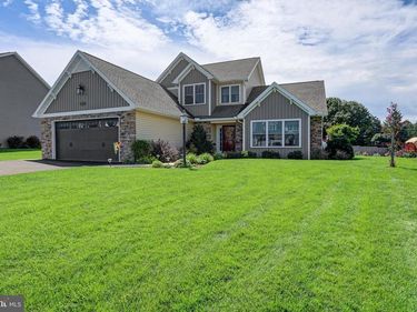 2020 JELENA ROAD, SHIPPENSBURG, PA 17257
