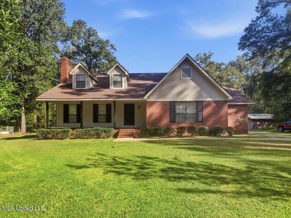 2053 Warrenton, Hermanville, MS 39086