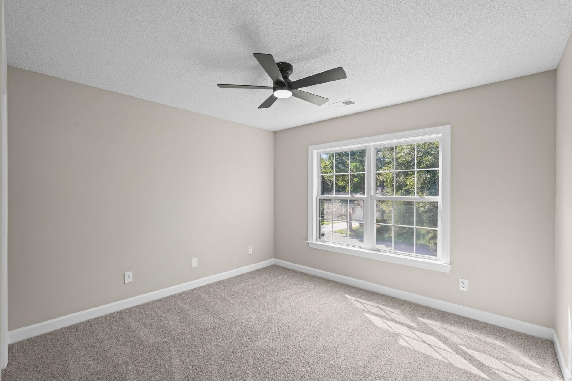 6320 Longwood Dr.  Photo 26