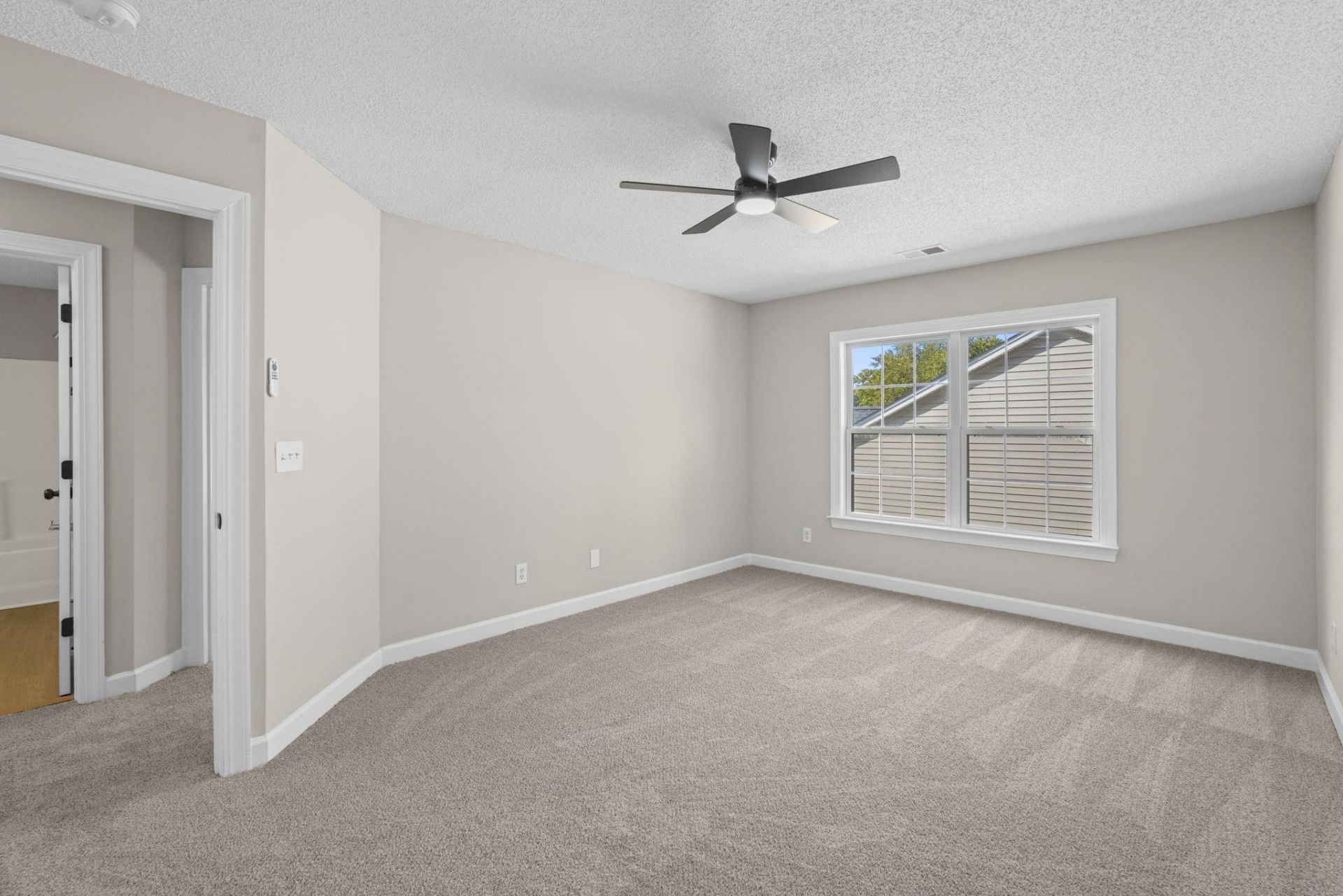 6320 Longwood Dr.  Photo 30