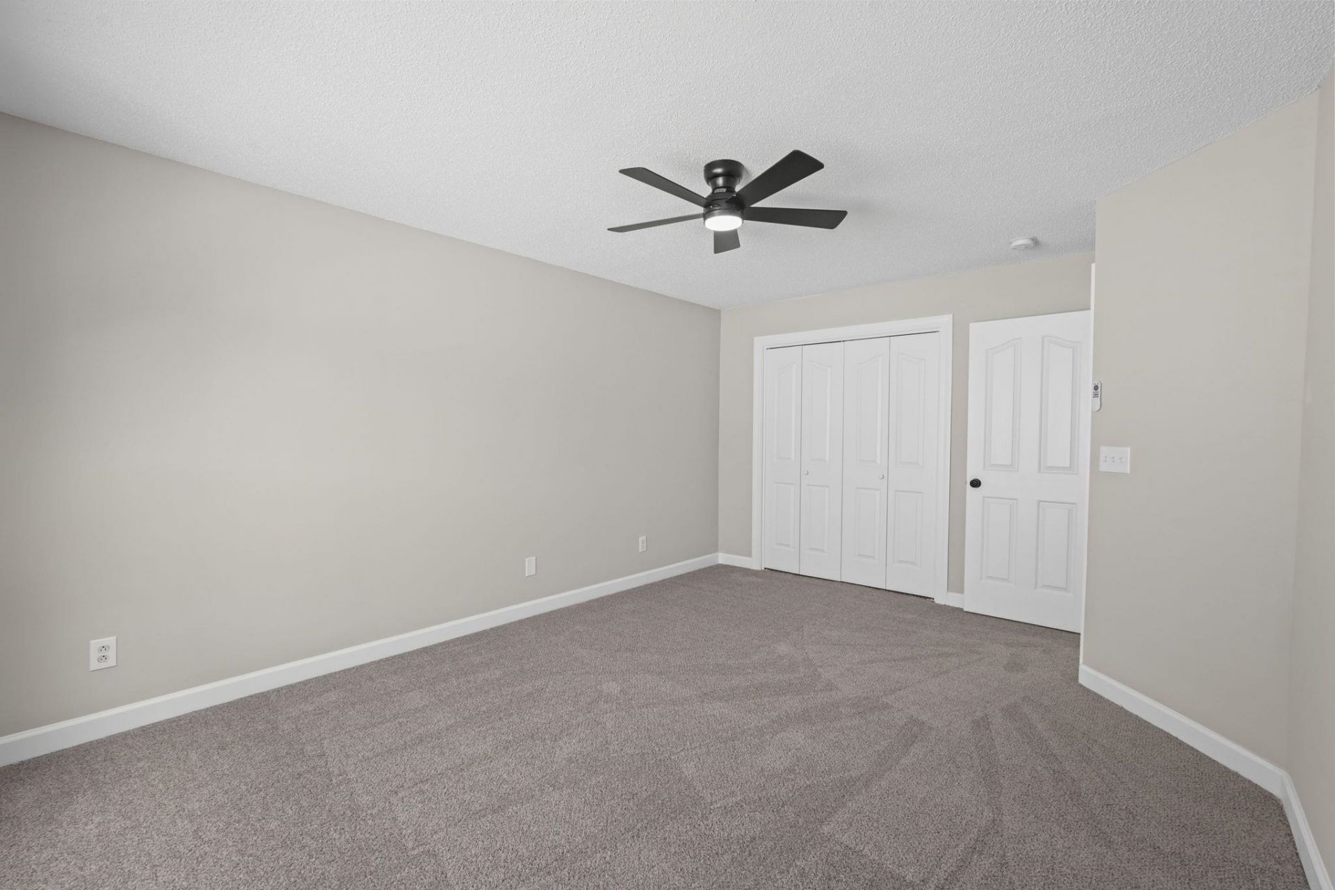 6320 Longwood Dr.  Photo 32