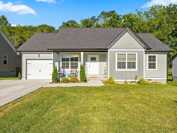 2075 Justice St , Greenbrier, TN 37073