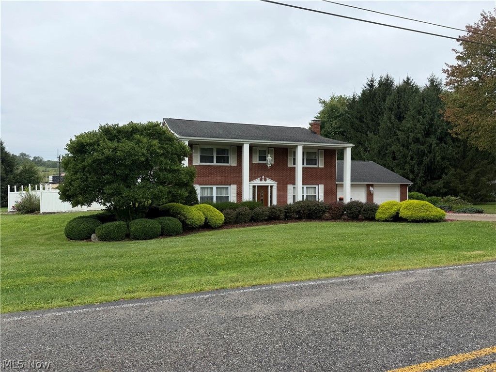 48769 Lakeview Circle , East Liverpool, OH 43920