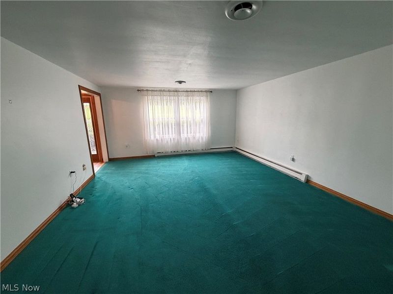 48769 Lakeview Circle, East Liverpool, OH 43920 Photo 11