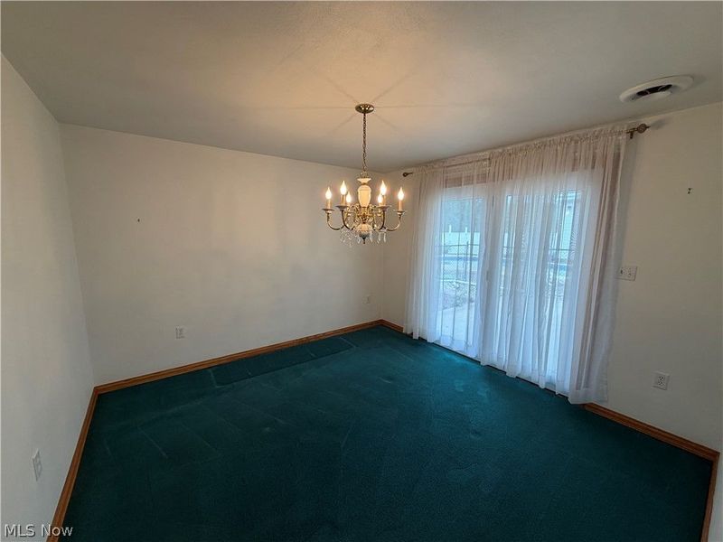 48769 Lakeview Circle, East Liverpool, OH 43920 Photo 14
