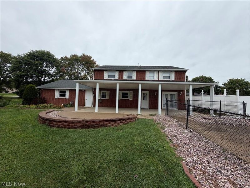 48769 Lakeview Circle, East Liverpool, OH 43920 Photo 3