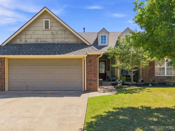 2111 S Javine Street , Skiatook, OK 74070