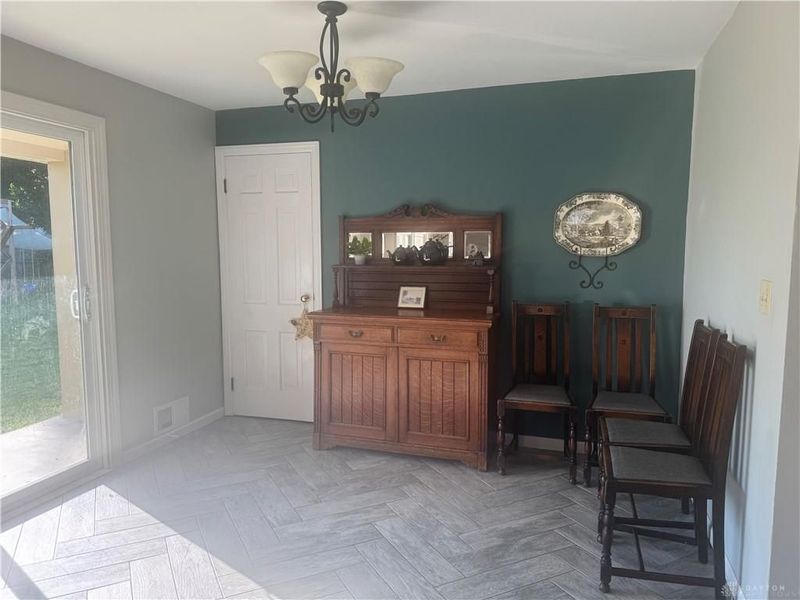 1009 N Monroe, Xenia, OH 45385 Photo 10
