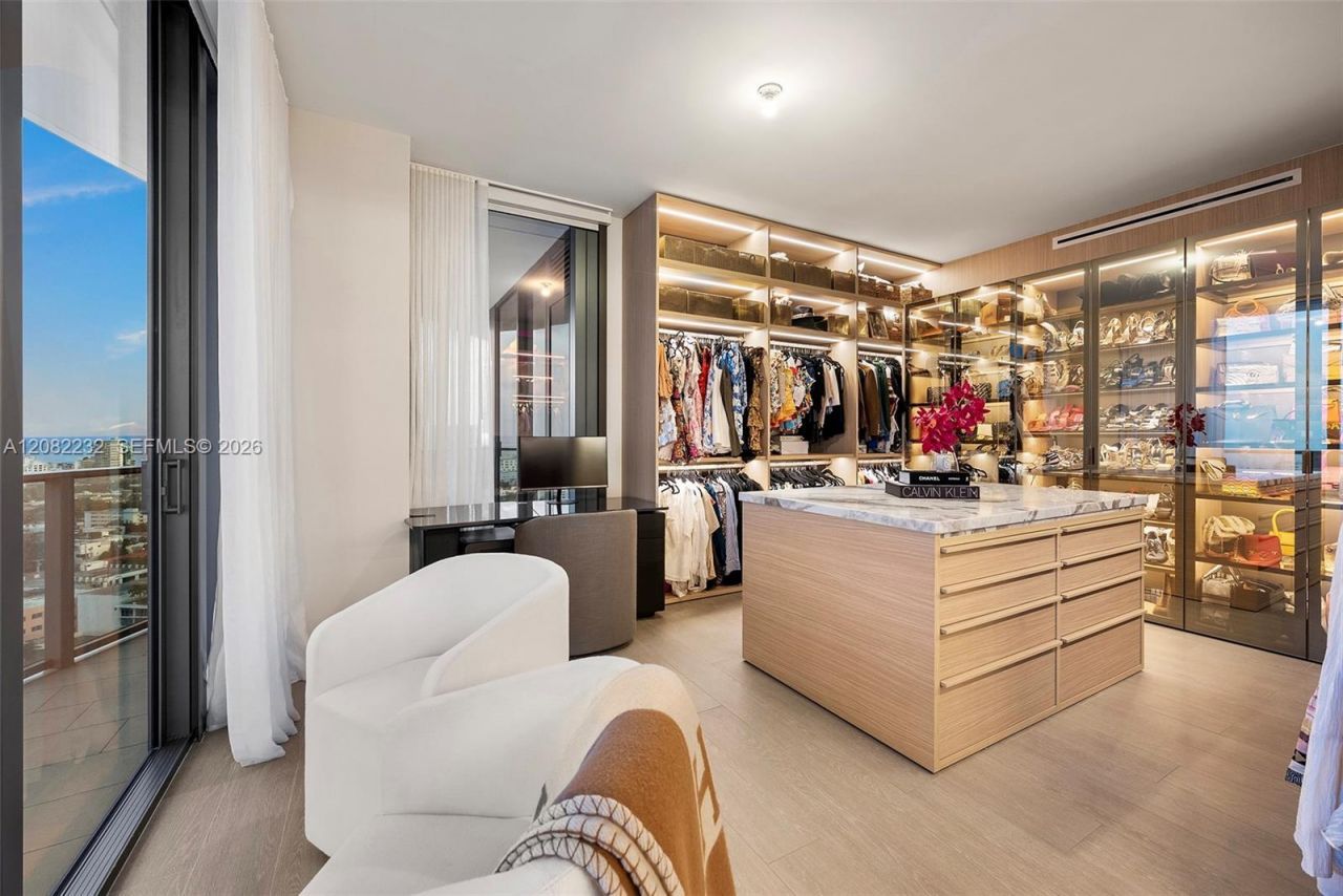 500 Alton Rd, Unit 2318, Miami Beach, FL 33139 Photo