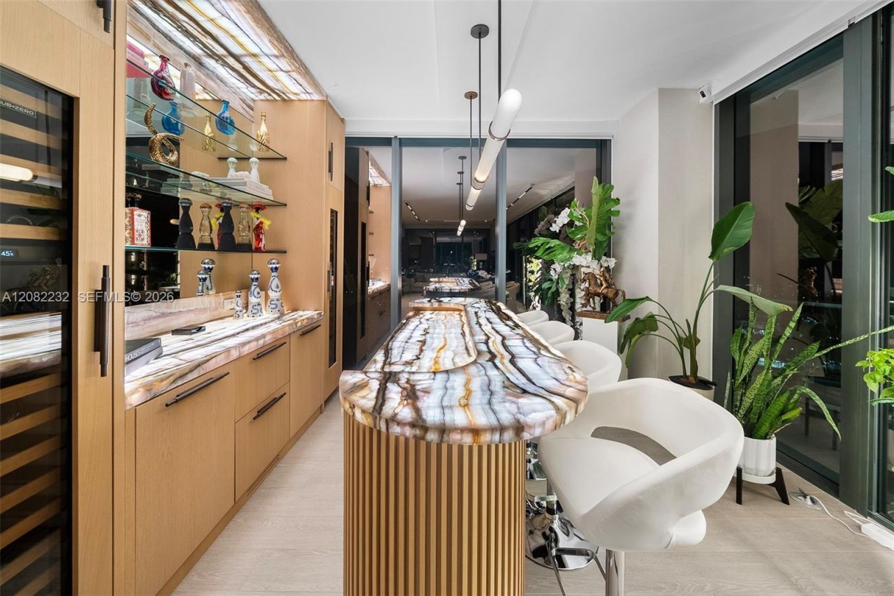 500 Alton Rd, Unit 2318, Miami Beach, FL 33139 Photo